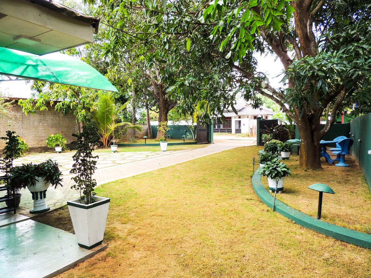 Shaa Lodge 蒂瑟默哈拉默 外观 照片