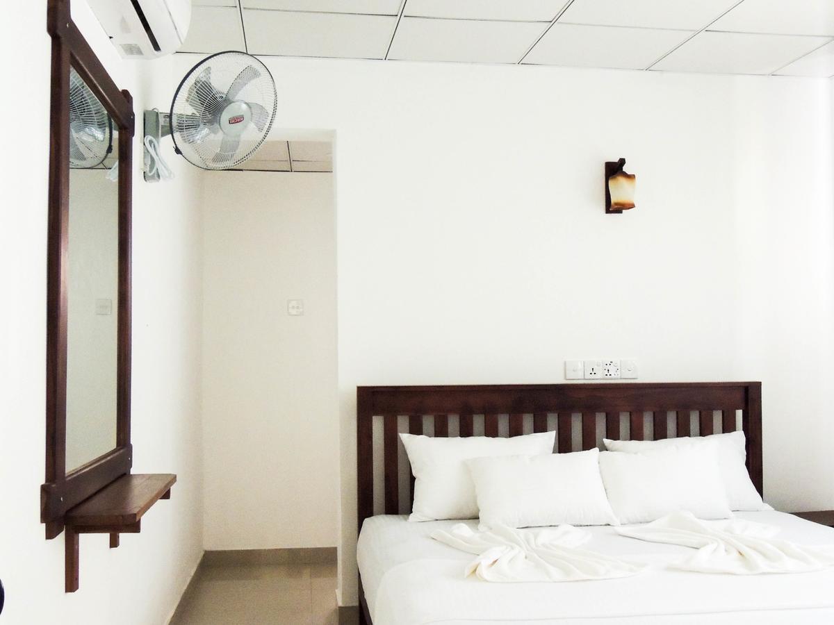 Shaa Lodge 蒂瑟默哈拉默 外观 照片