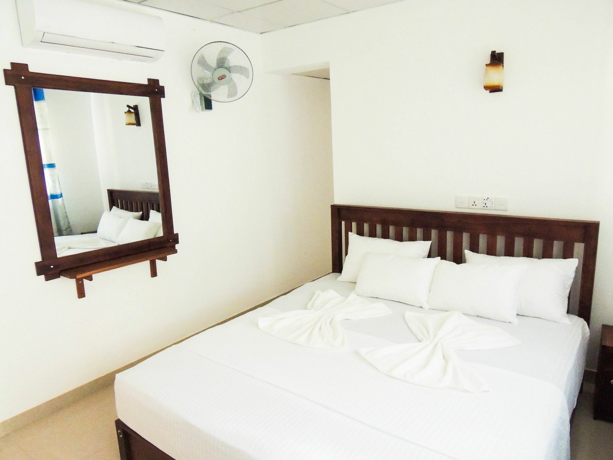 Shaa Lodge 蒂瑟默哈拉默 外观 照片